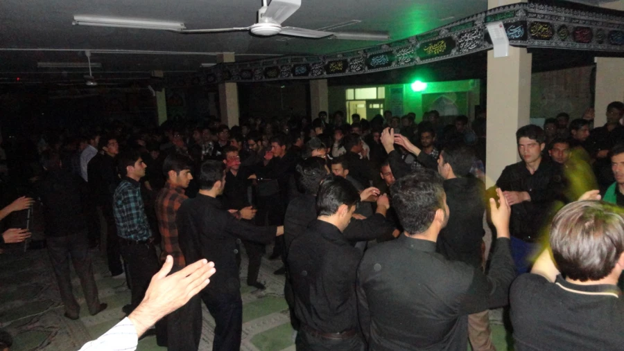 مراسم عزاداری سید و سالار شهیدان حضرت اباعبدالله الحسین با حضور دانشجویان مرکز