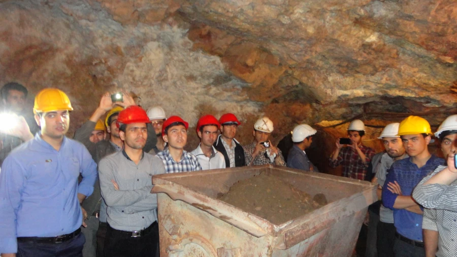 بازدید از معدن فیروزه