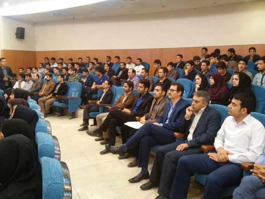 بازدید از موزه زمین شناسی  و اکتشافات معدنی شرق کشور