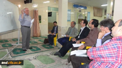 در روزهای پایانی نیمسال دوم و با حضور اساتید کارورزی انجام شد : 
بررسی چالشها و مسائل کارورزی در سال تحصیلی 94-93