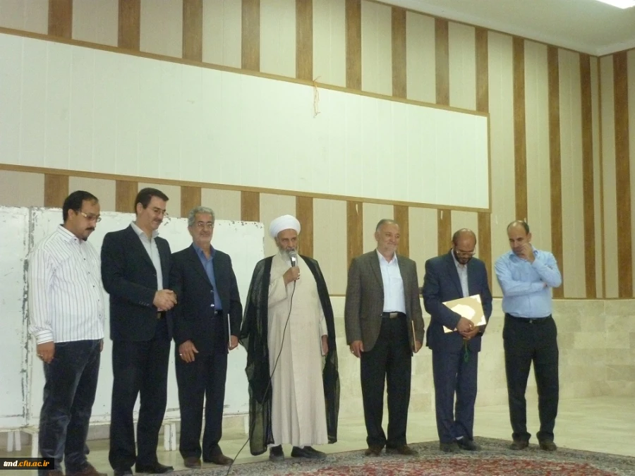 همزمان با روز نیمه شعبان برگزار شد : 
تکریم روسای مراکزتربیت معلم ازابتدای تاسیس تا کنون و تجلیل از خانواده های محترم کارکنان مرکز دانشور 2