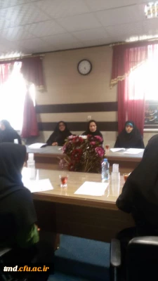 در دومین جلسه کمیته امور بانوان مورد بررسی قرار گرفت : 
بحث و تبادل نظر پیرامون مسائل مربوط به بانوان در جلسه اتاق فکر کمیته امور بانوان