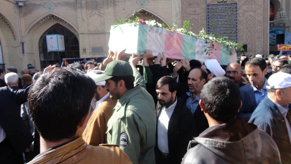 تشییع پیکر پاک شهید مدافع حرم شهید عزیز آبادی