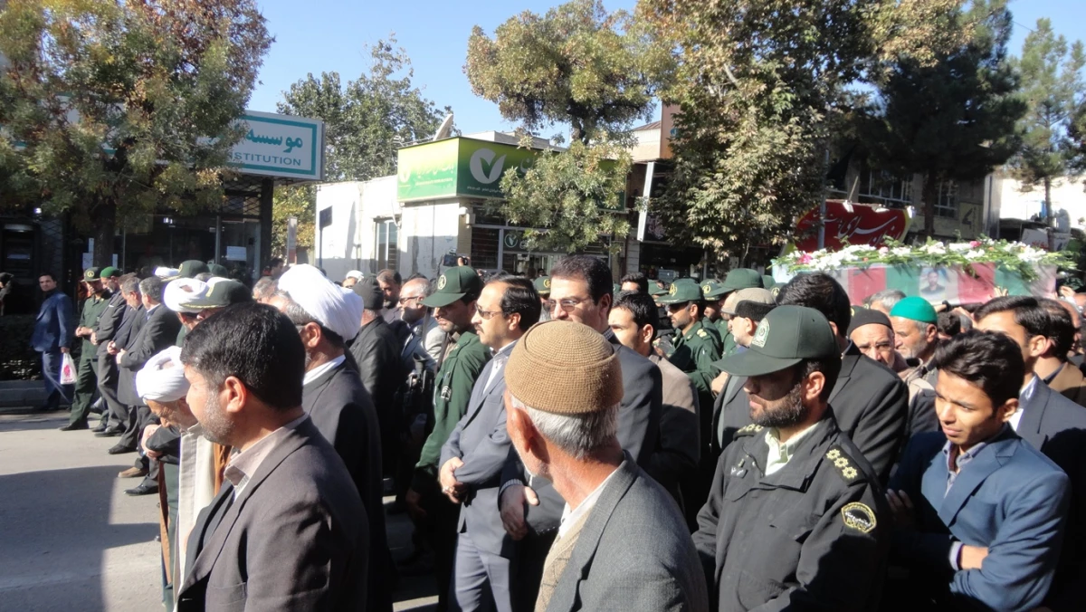 تشییع پیکر پاک شهید مدافع حرم شهید عزیز آبادی