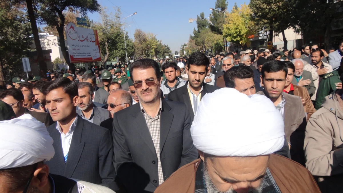 تشییع پیکر پاک شهید مدافع حرم شهید عزیز آبادی