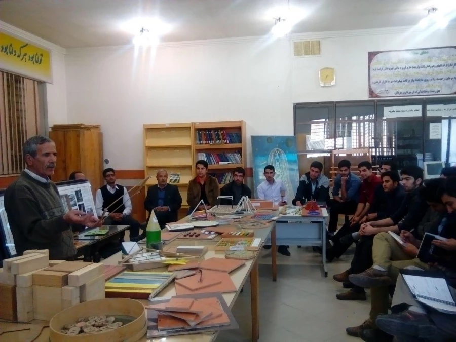 آشنایی دانشجویان با سازه های آموزشی درس ریاضی