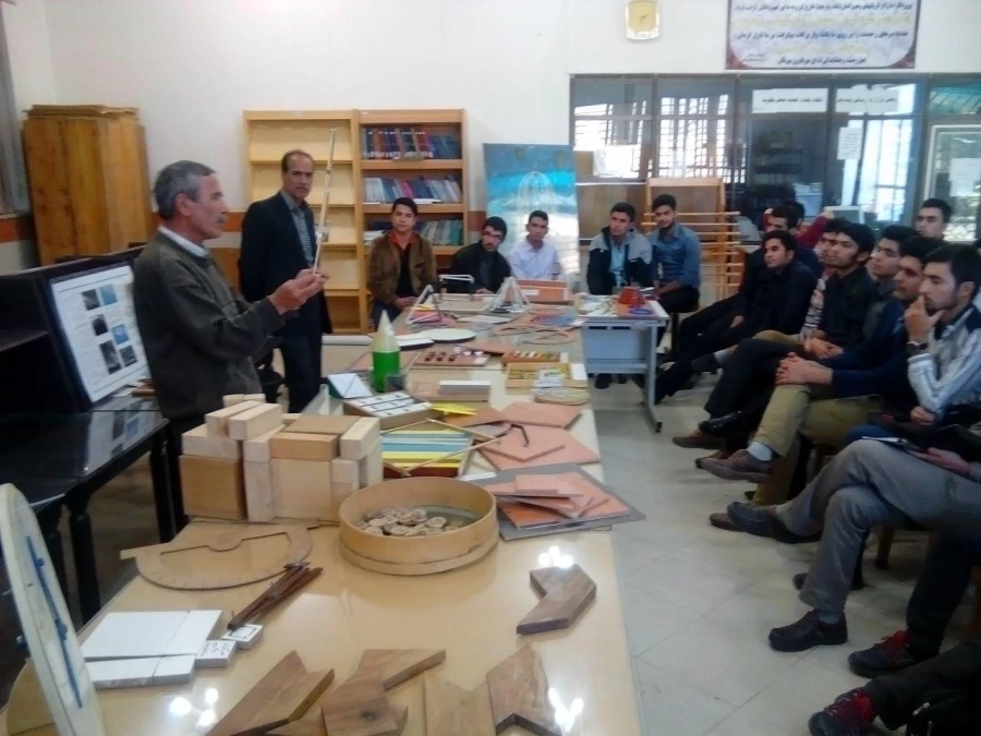 آشنایی دانشجویان با سازه های آموزشی درس ریاضی