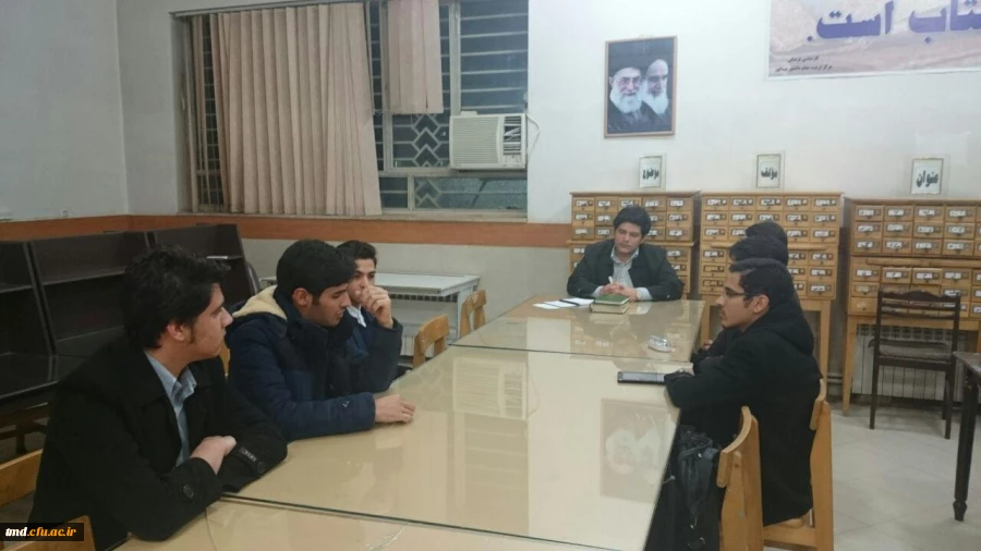 جلسه کانون شعر و ادب ترنم