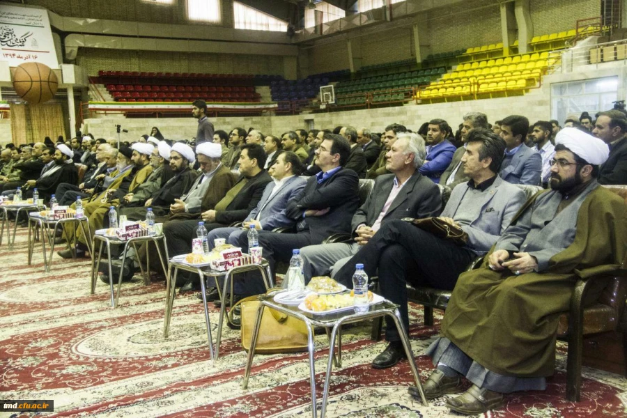 همزمان با روز 16 آذر انجام شد : 
حضور دانشجویان و اساتید مرکز دانشور در سومین کنگره ملی شهدای دانشجو 4