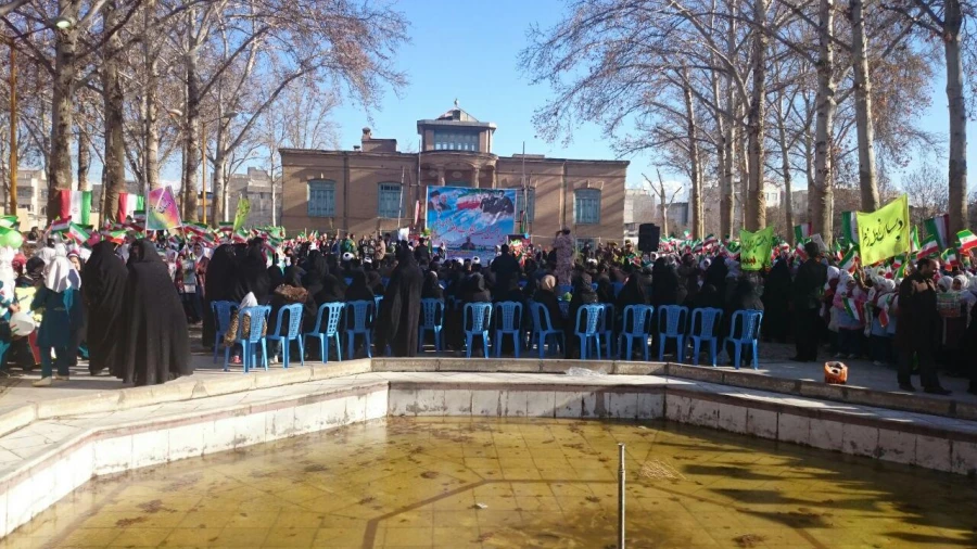 جشن بزرگ انقلاب اسلامی