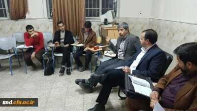 با حضور اساتید و دانشجویان علاقمند به حوزه کتاب و کتابخوانی برگزار شد : 
برگزاری جلسه انجمن کتاب