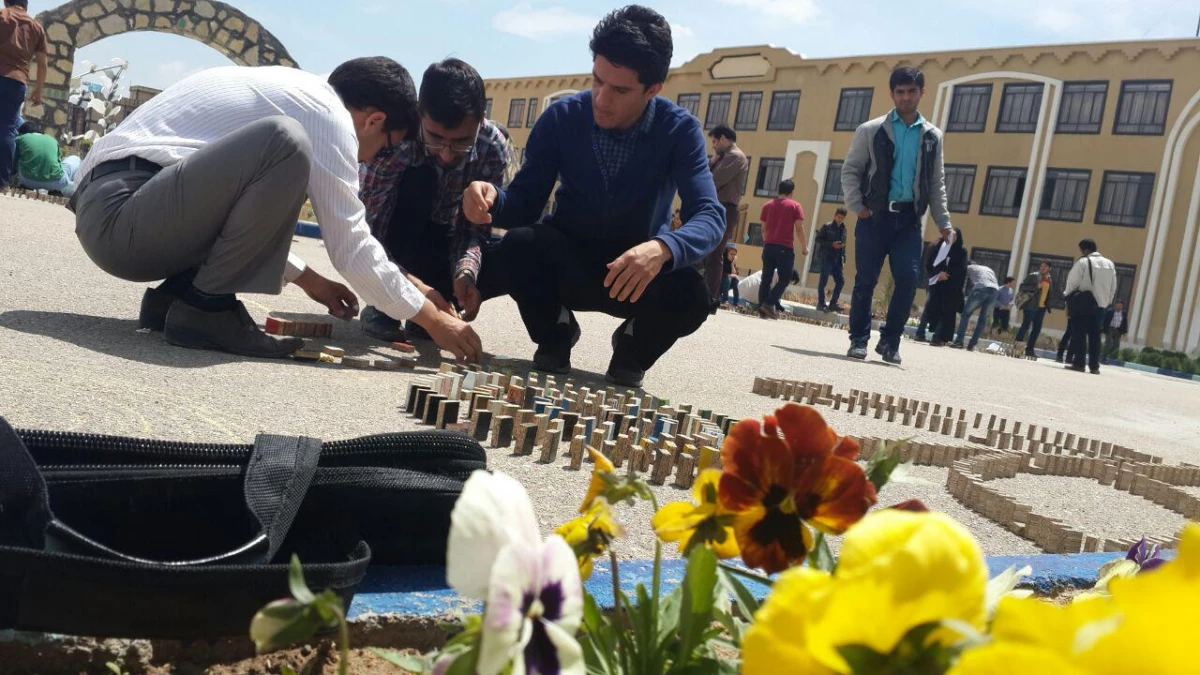 قهرمانی دانشجویان مرکز دانشور در مسابقات دومینو ( دانشگاه نیشابور)