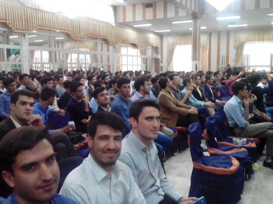 جشن تجلیل از مقام اساتید و معلمان