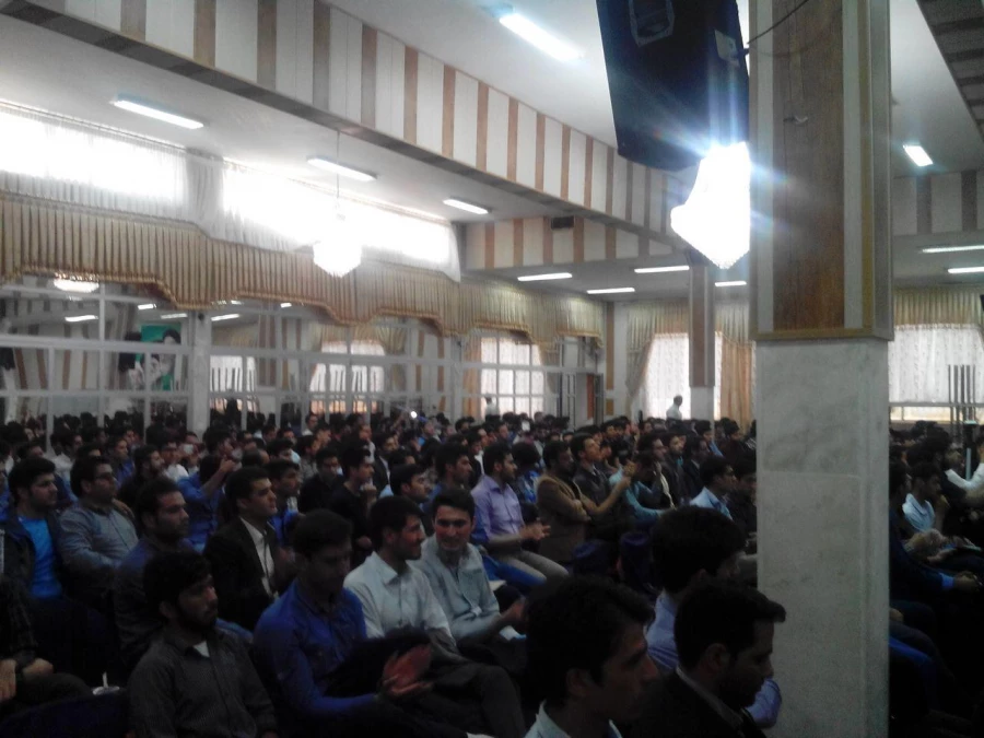 جشن تجلیل از مقام اساتید و معلمان