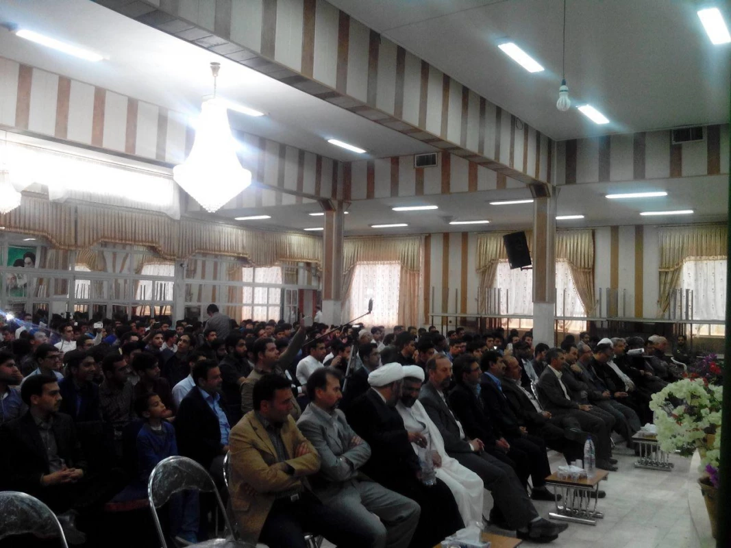 جشن تجلیل از مقام اساتید و معلمان