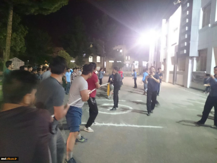 مسابقه طناب کشی