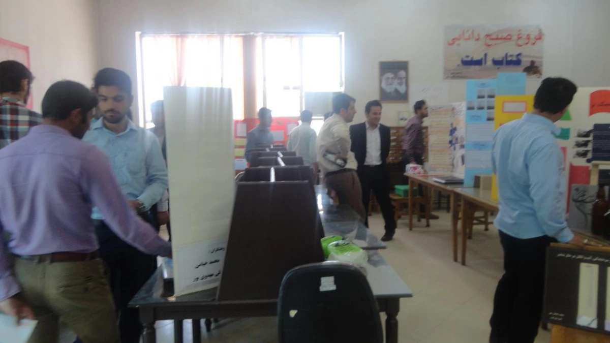 برپایی نمایشگاه آثار دانشجویان در جشنواره جابر بن حیان