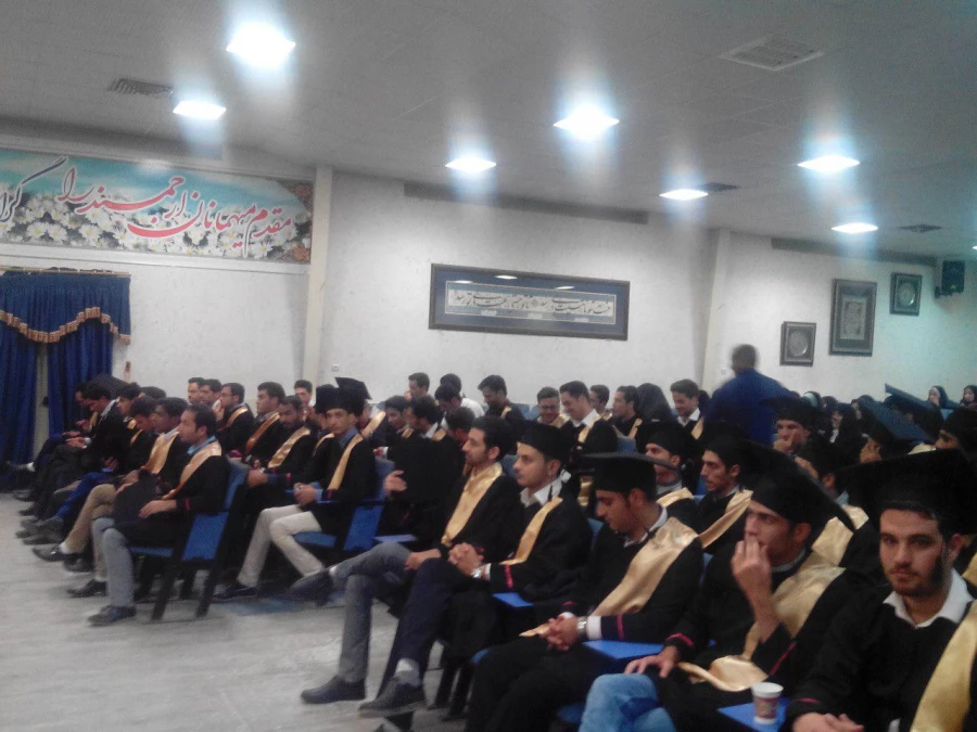 جشن دانش اموختگی