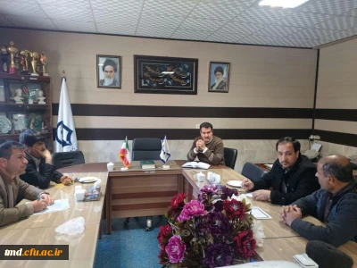 در جلسه ای اختصاصی با سرپرستان شبانه روزی انجام شد : 
بررسی مشکلات و مسائل حوزه سراهای دانشجویی و اقدامات انجام شده جهت بهبود کیفیت