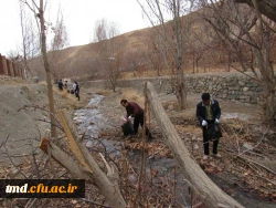 حضور دانشجویان فعال مرکز دانشور در پاکسازی محیط زیست با شعار :
سهم  من از زمین پاک  8