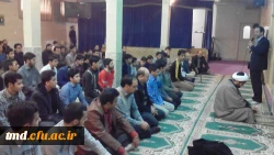 حضور دکتر مجتبوی در نماز جماعت دانشجویان مرکز دانشور