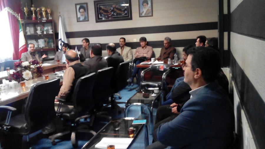 کلاس آموزش ضمن خدمت ویژه کارکنان و اساتیدموظف واحد دانشور