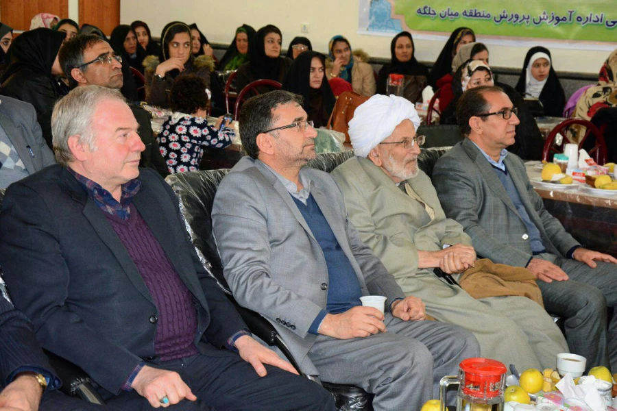 تجلیل از پیشکسوتان تعلیم و تربیت