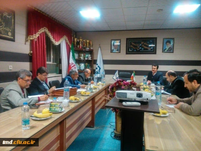 با حضور اعضای شورا ریاست ، معاون و اساتید محترم مرکز دانشور برگزار شد : 
سومین جلسه شورای مرکز دانشور