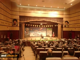 با حضور فعالان فرهنگی و همزمان با ایام الله دهه مبارک فجر برگزار شد : 
جلسه هم اندیشی در خصوص دغدغه های فرهنگی  با حضور آیت الله علم الهدی