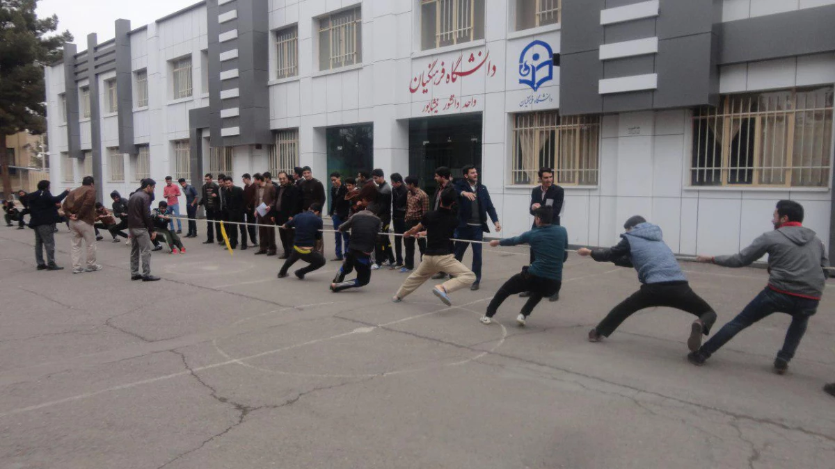 مسابقه طناب کشی