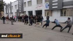 مسابقه طناب کشی