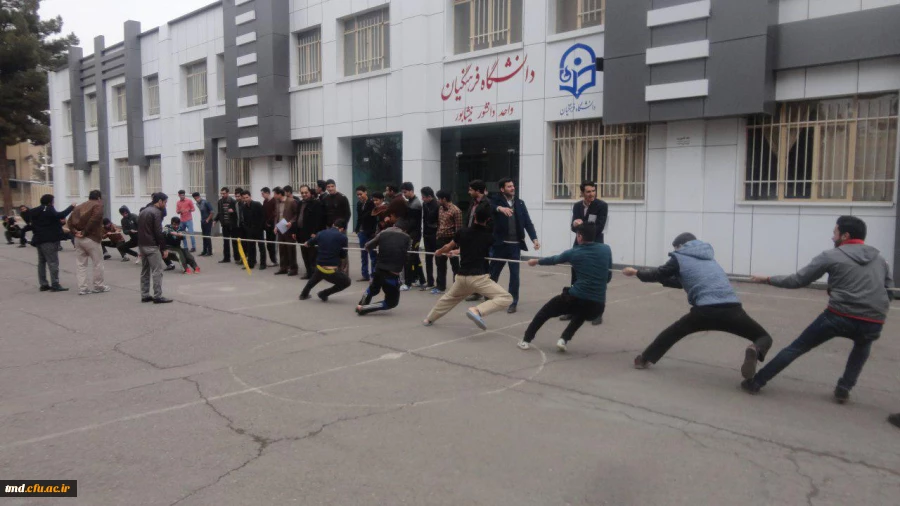 مسابقه طناب کشی