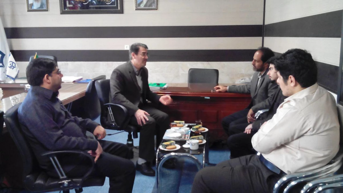 با حضور سرپرست محترم مرکز دانشور و اعضای کانون فیلم و عکس برگزار شد : 
نشست صمیمانه با ریاست محترم اداره ارشاد اسلامی شهرستان نیشابور 3