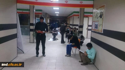 به راهنمایی استاد آذرپور مدرس محترم درس هنرهای تجسمی انجام شد : 
آموزش پرسپکتیو و نقاشی خلاقانه روی سنگ