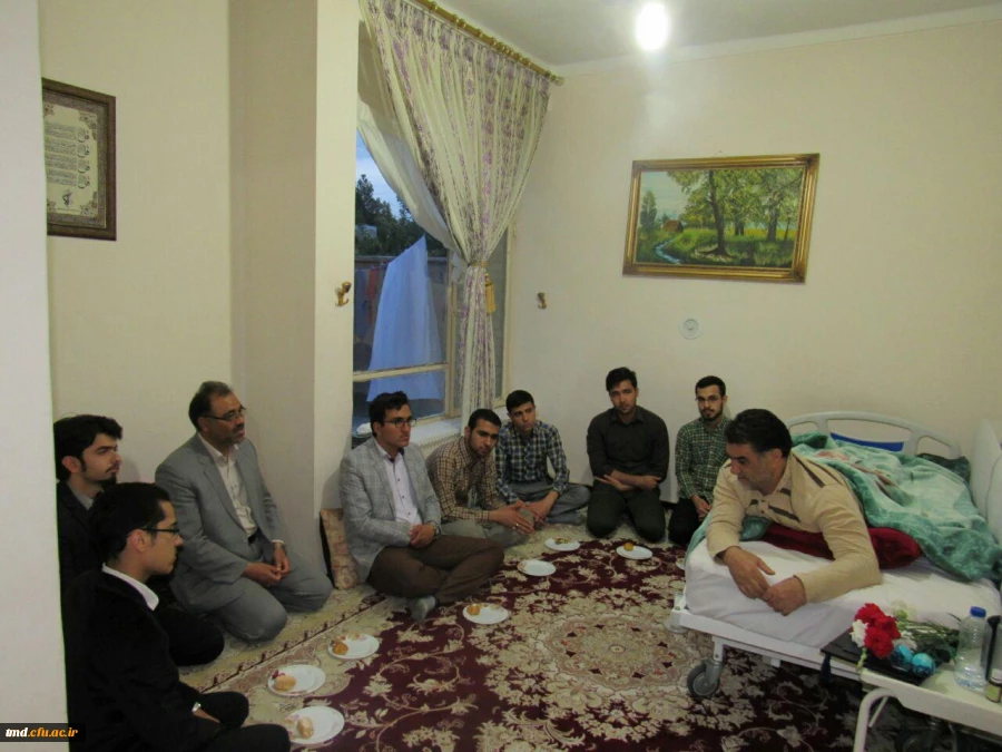 دیدار دانشجویا ن مرکز دانشور با جانباز سرافراز دفاع مقدس حاج سید علیرضا رضوی