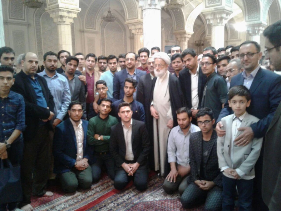 با حضوردانشجویان برگزار شد : 
اردوی علمی تفریحی  بازدید از نمایشگاه کتاب تهران   و مجلس شورای اسلامی  3