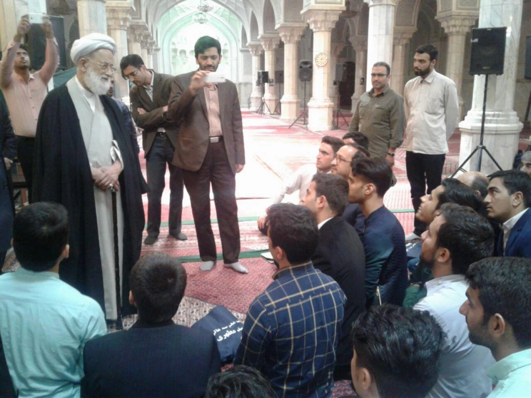 با حضوردانشجویان برگزار شد : 
اردوی علمی تفریحی  بازدید از نمایشگاه کتاب تهران   و مجلس شورای اسلامی  7