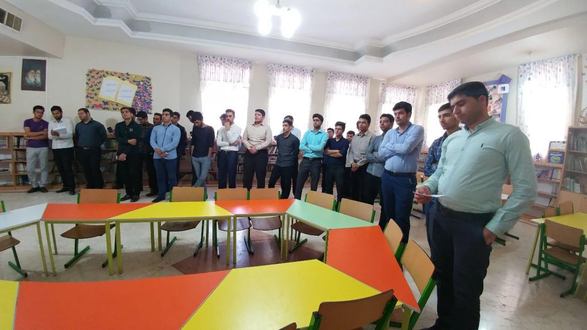 بازدید دانشجویان از مدرسه هیئت امنایی بهاره سلیمی نیشابور 8