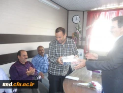 تجلیل از کارمندان دانشگاه فرهنگیان