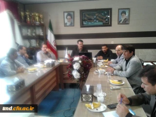 با حضور کارکنان  واحد دانشور انجام شد : 
جلسه شورای اداری کارکنان در آغاز سال تحصیلی جدید