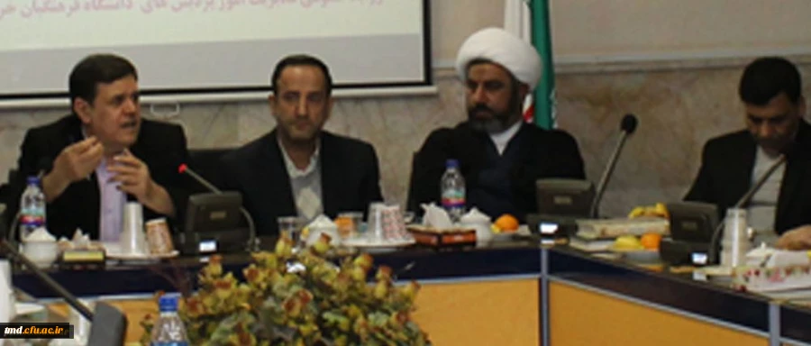 سرپرست دانشگاه فرهنگیان در جمع اساتید دانشگاه فرهنگیان خراسان رضوی:
ورود به حرفه معلمی اتفاق نیست بلکه یک توفیق است 2