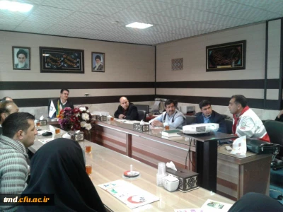 با حضور کارشناس هلال احمر انجام شد : 
کارگاه آموزشی مدیریت بحران و امادگی در مقابل حوادث غیر مترقبه ویژه کارکنان واحد دانشور