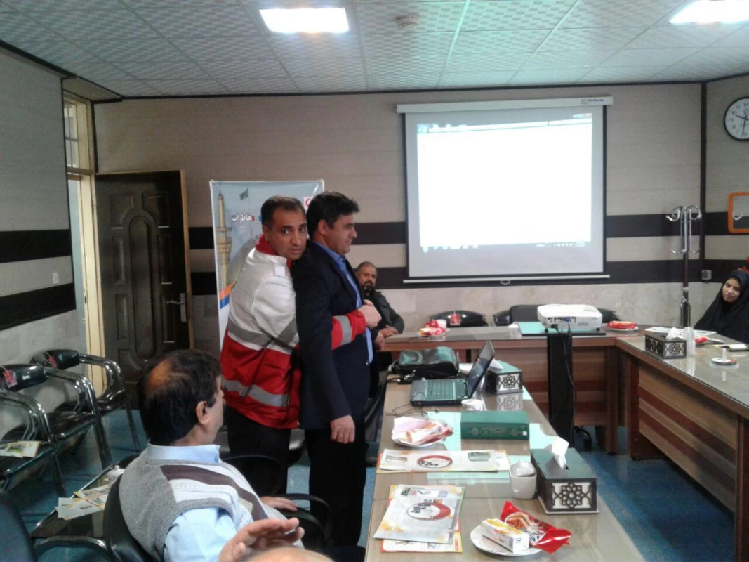 با حضور کارشناس هلال احمر انجام شد : 
کارگاه آموزشی مدیریت بحران و امادگی در مقابل حوادث غیر مترقبه ویژه کارکنان واحد دانشور 6