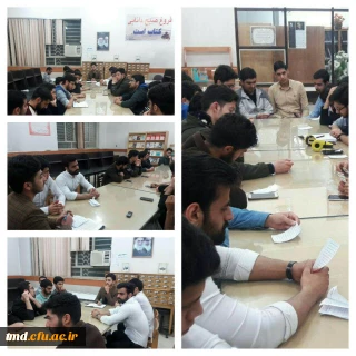 به همت و پیگیری دانشجویان علاقمند انجام شد : 
تشکیل اولین جلسه انجمن شعر و ادب سیمرغ . دانشجویان واحد دانشور نیشابور