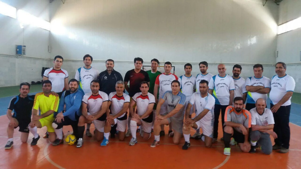 به میزبانی واحد دانشور برگزار گردید: 
دیدار دوستانه بین مراکز دانشور و ثامن الحجج و پردیس شهید بهشتی مشهد