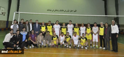 همزمان با هفته سلامت برگزار شد : 
دیدار دوستانه تیم های ورزشی کارکنان واساتید دانشگاه فرهنگیان خراسان رضوی