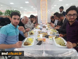 همزمان با ایام اعیاد شعبانیه و در روز جوان و در استانه  نیمه شعبان انجام شد : 
حضور دانشجویان واحد دانشور نیشابور در حرم رضوی و میهمانی بر سفره کرامت حضرت  2