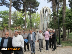 به میزبانی واحد دانشور انجام شد : 
گردهم آئی پیشکسوتان حوزه تعلیم و تربیت و فارغ التحصیلان سال 1354 دانشسرای معلمی 4