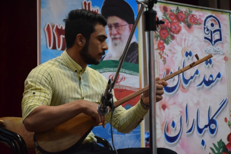 همزمان با هفته بزرگداشت مقام معلم و نیمه شعبان انجام شد : 
جشن بزرگ تجلیل از مقام استاد و معلم 10