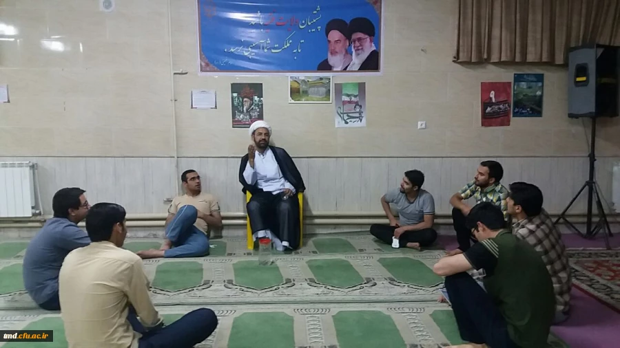 حضور حجت الاسلام نعیم آبادی از اساتید حوزه و دانشگاه در واحد دانشور  4